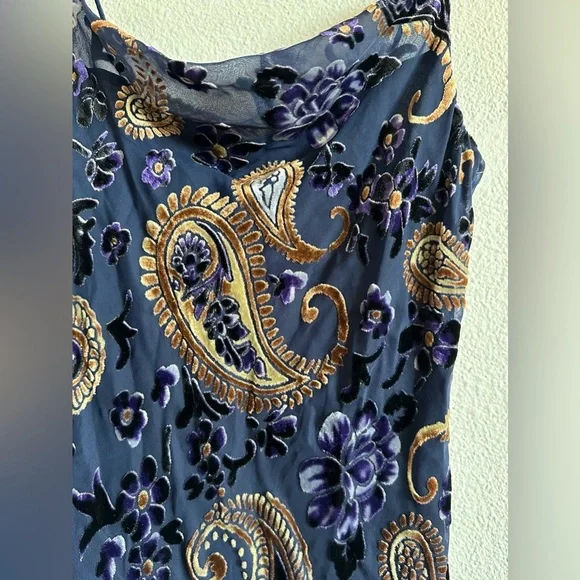 Princess Polly Paisley Velvet dress - Picture 4 of 5